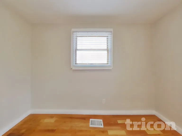106 N 49th Avenue Ct — Photo 12