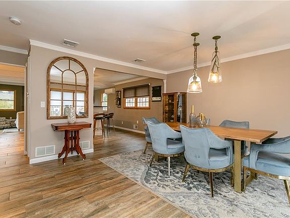 4th image of 43 Woodside Dr