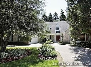 95 Indian Hill Rd, Winnetka, IL
