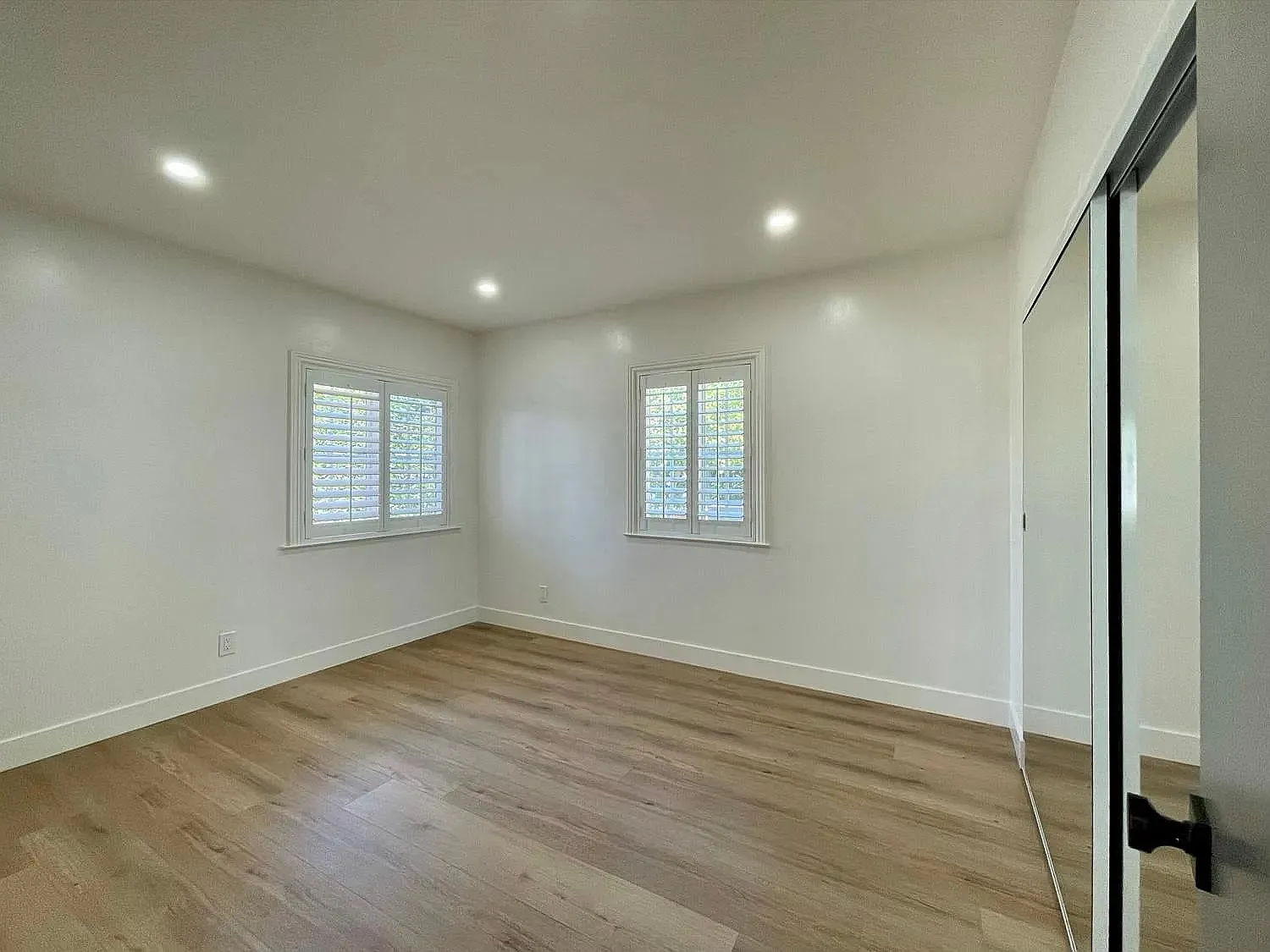 3 bed, 1550 sqft, $5,500 — Photo 4