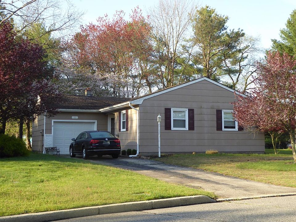 32 Cambridge Ct, Toms River, NJ 08757 Zillow