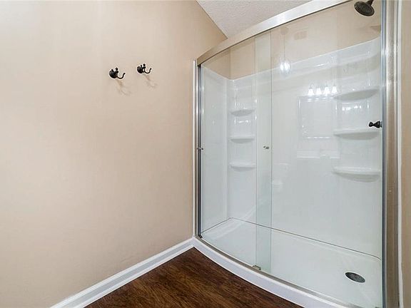 4th image of 2051 Sumter Ct