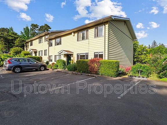 3rd image of 1508 SW Dewitt St APT 7