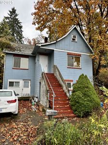 562 Kelly Blvd, Springfield, OR, 97477