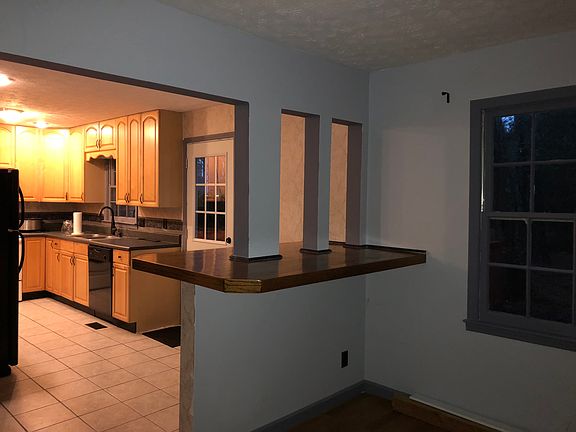 4th image of 1261 Summit Links Ct