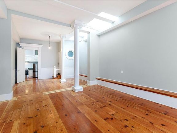 3rd image of 2886 16th St #B