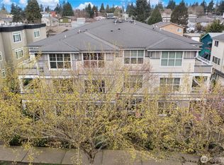 10549 Stone Ave N APT 202, Seattle, WA