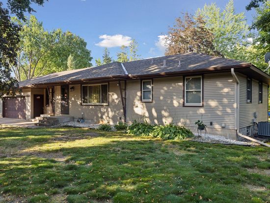 7041 Georgia Ave N, Brooklyn Park, MN 55428