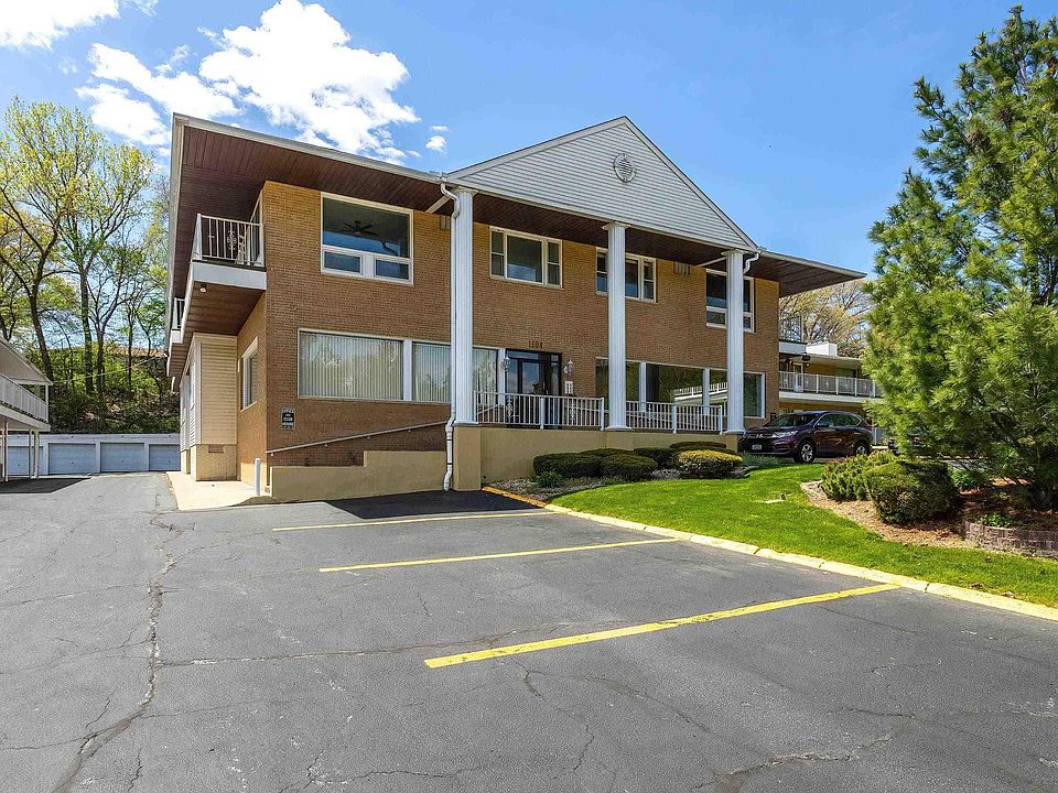 1104 Kimberly Rd UNIT 303, Bettendorf, IA 52722 Zillow