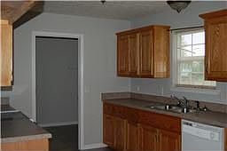 2nd image of 367 N Harris Rd