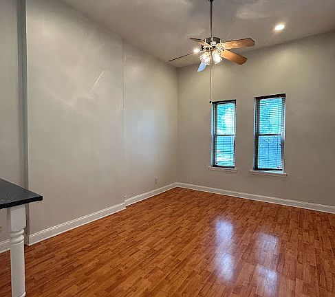 2nd image of 5045 S Michigan Ave APT 1S