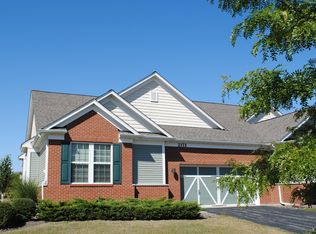 2172 Dauntless Dr, Glenview, IL 60026