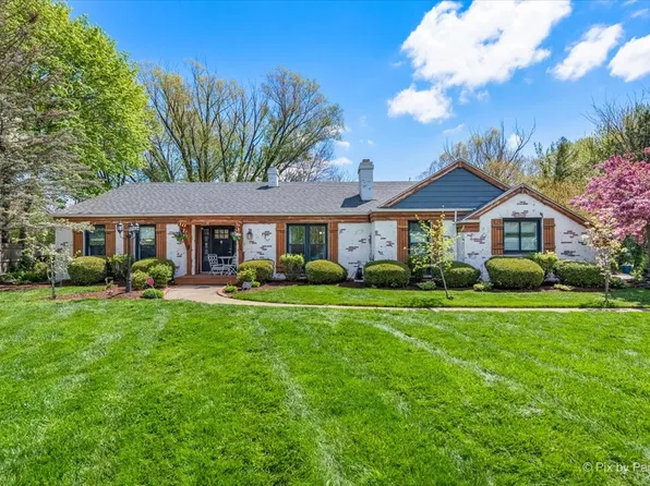 1752 Hillcrest Park, Sleepy Hollow, IL 60118