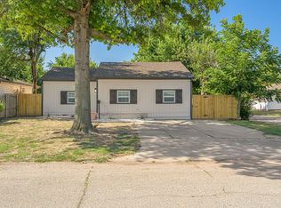 6816 1/2 NW 52nd St, Bethany, OK 73008