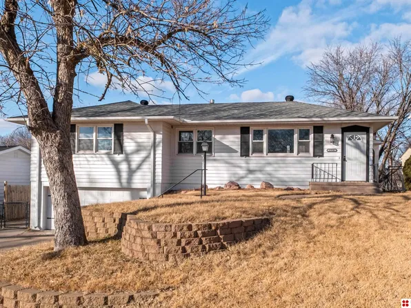 1314 Hansen Ave, Bellevue, NE 68005