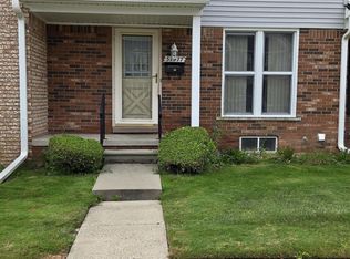 37377 Charter Oaks Blvd, Clinton Township, MI 48036