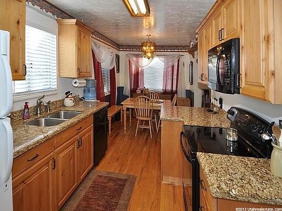 2nd image of 6081 S Azure Meadow Dr