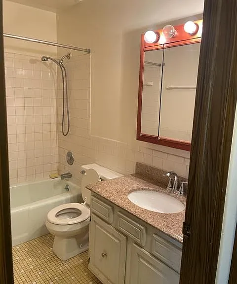 5305 N Lovers Lane Rd #107 — Photo 7