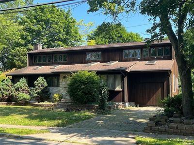 65 Miller Blvd, Syosset, NY, 11791