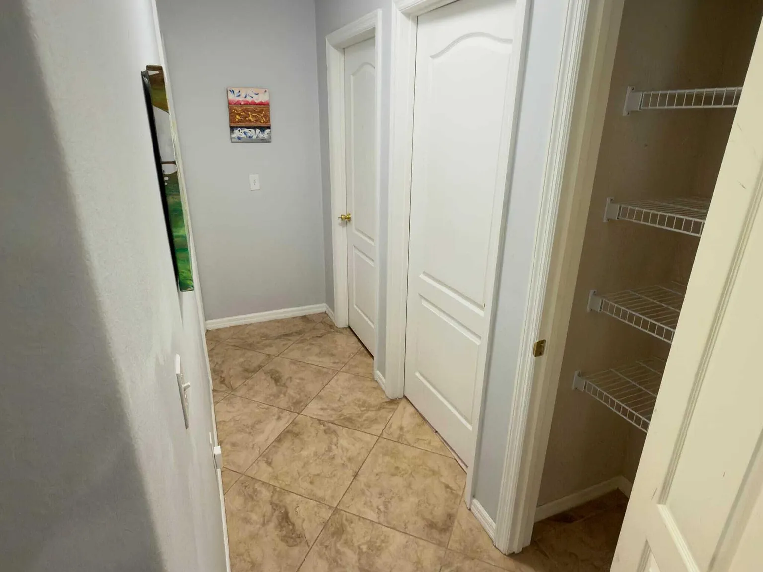 1 bed, 1.0 bath, 700 sqft, $1,100 — Photo 1