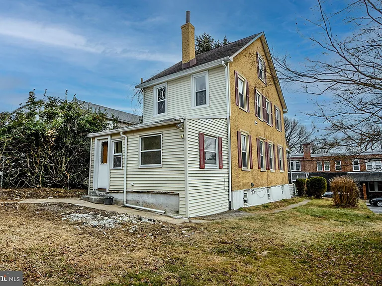 3817 Dennison Ave — Photo 23
