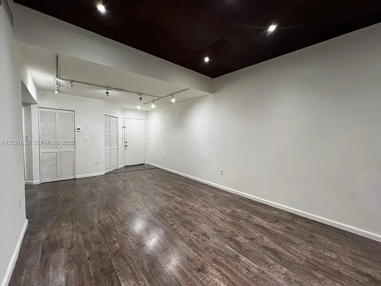 9715 Fontainebleau Blvd #E308 — Photo 7