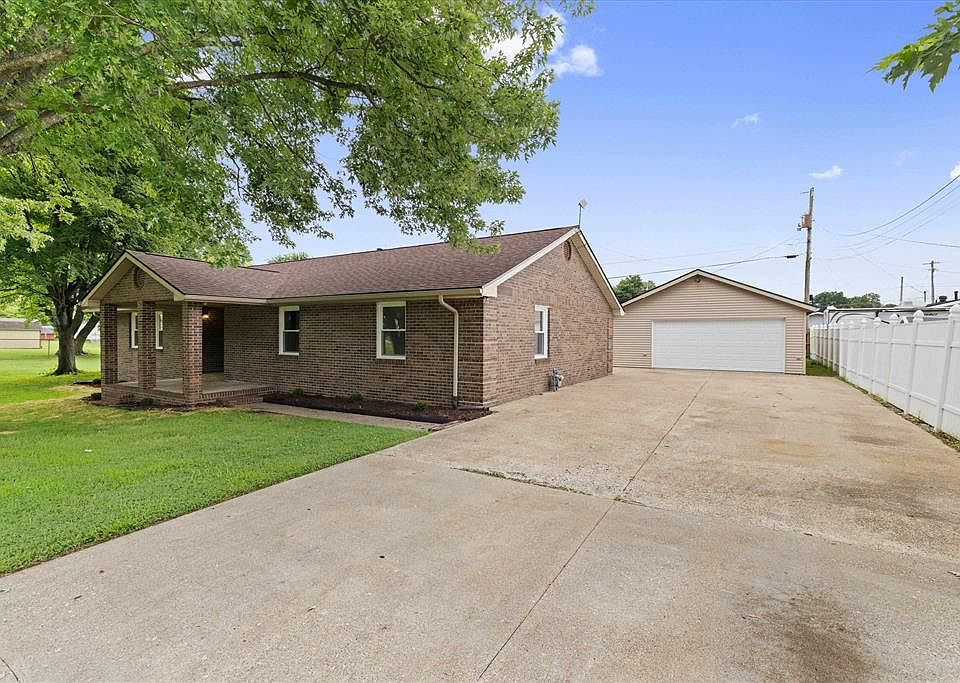 1st image of 4818 Grandview Dr