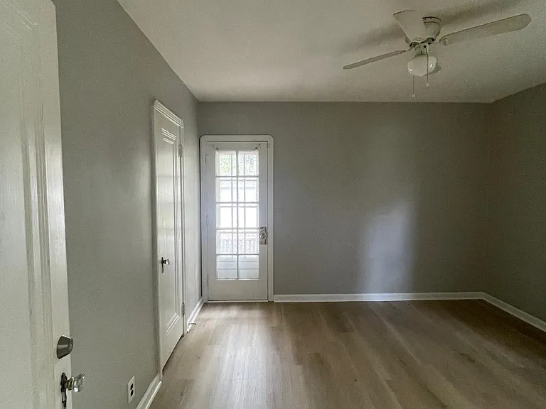 1537 Genesee Rd #1 — Photo 9
