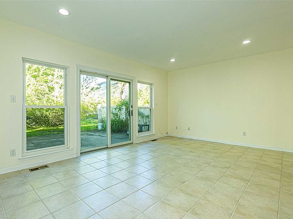 5th image of 57 Manors Dr