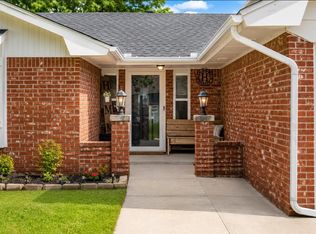 1722 Lancaster Cir, Norman, OK 73069