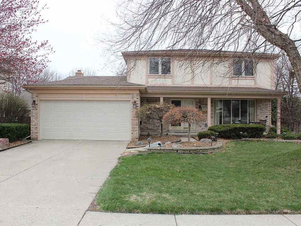 1st image of 40329 La Grange Dr