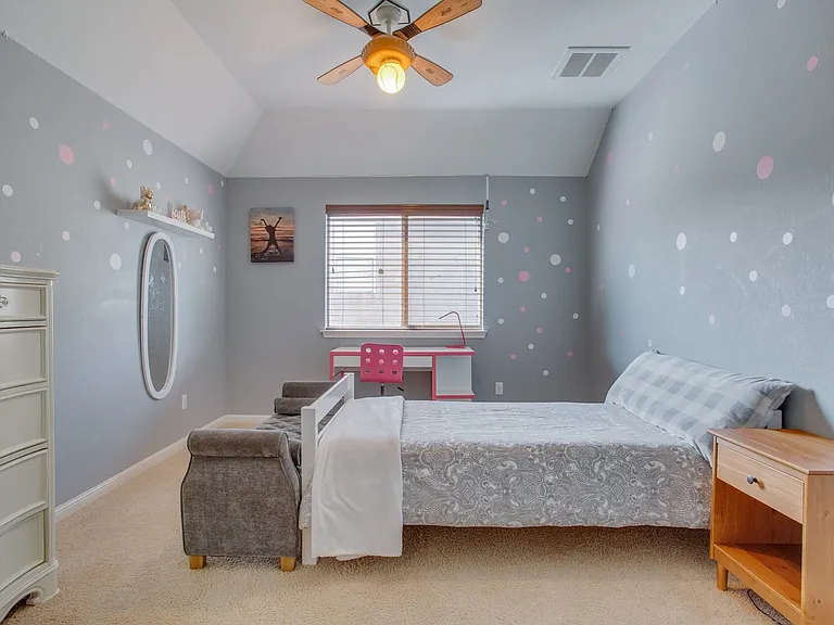12221 Montclair Bnd — Photo 33