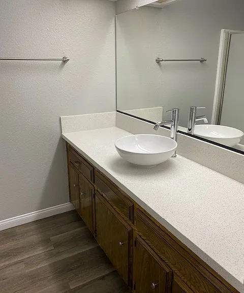 Laurelwood West Villas — Photo 71