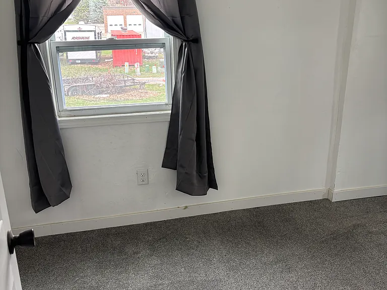 910 Hill St — Photo 14