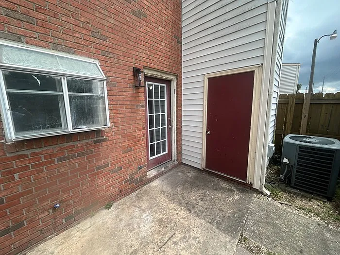 940 Glenn St #702 — Photo 20