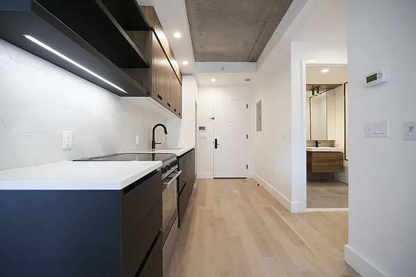 Rented by Brooklyn Group | media 73