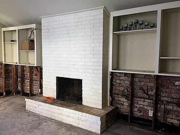 4th image of 15618 Laurel Heights Dr