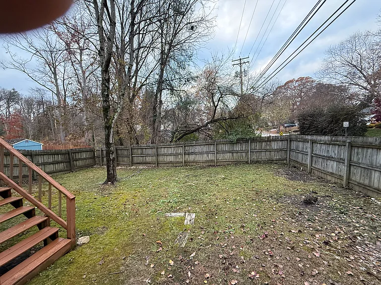 601 Whittier Pkwy — Photo 13