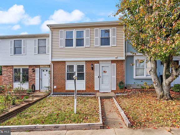 2nd image of 3465 Brookville Ln