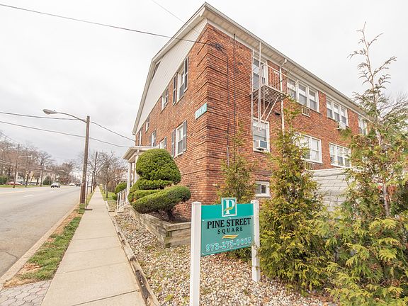 2nd image of 810 Bloomfield Ave
