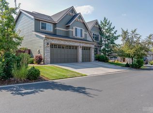 19564 Hollygrape St, Bend, OR 97702