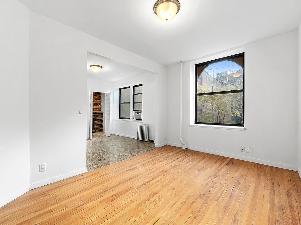 1st image of 1716 2nd Ave APT 4E