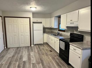 202 S Wetmore St #C, Metamora, IL 61548