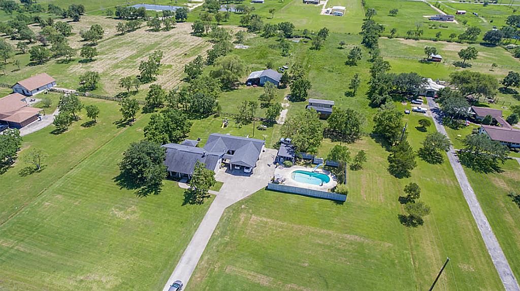 4320 Kendall Rd, Beach City, TX 77523 Zillow