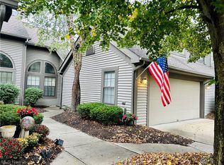 4042 Saint Andrews Ct APT 3, Canfield, OH 44406