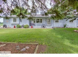 3025 E Round Lake Rd, Dewitt, MI 48820