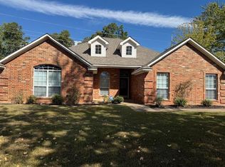 110 Clear Creek Dr, Texarkana, TX 75503