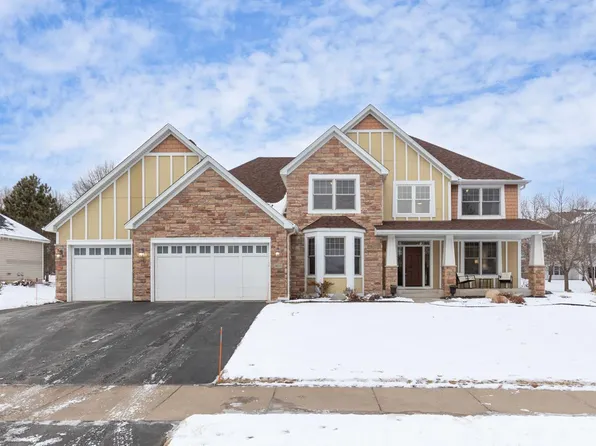 9215 Gateway Ln, Eden Prairie, MN 55347
