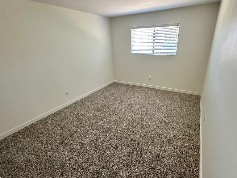6566 Ridge Manor Ave — Photo 22