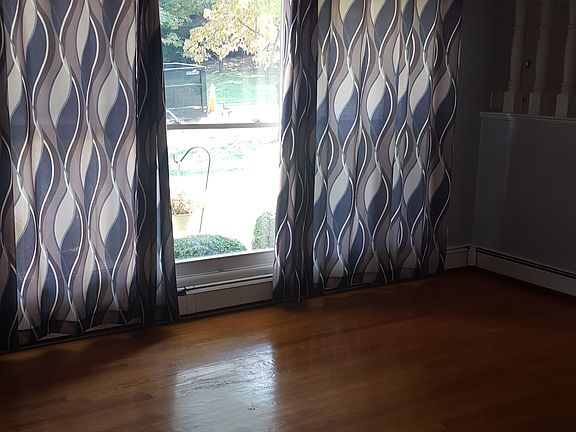 4th image of 3330 Christian Ave NW